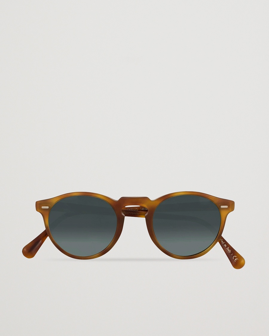 Oliver Peoples Gregory Peck Sunglasses Semi Matte/Indigo Photochromic – Braun