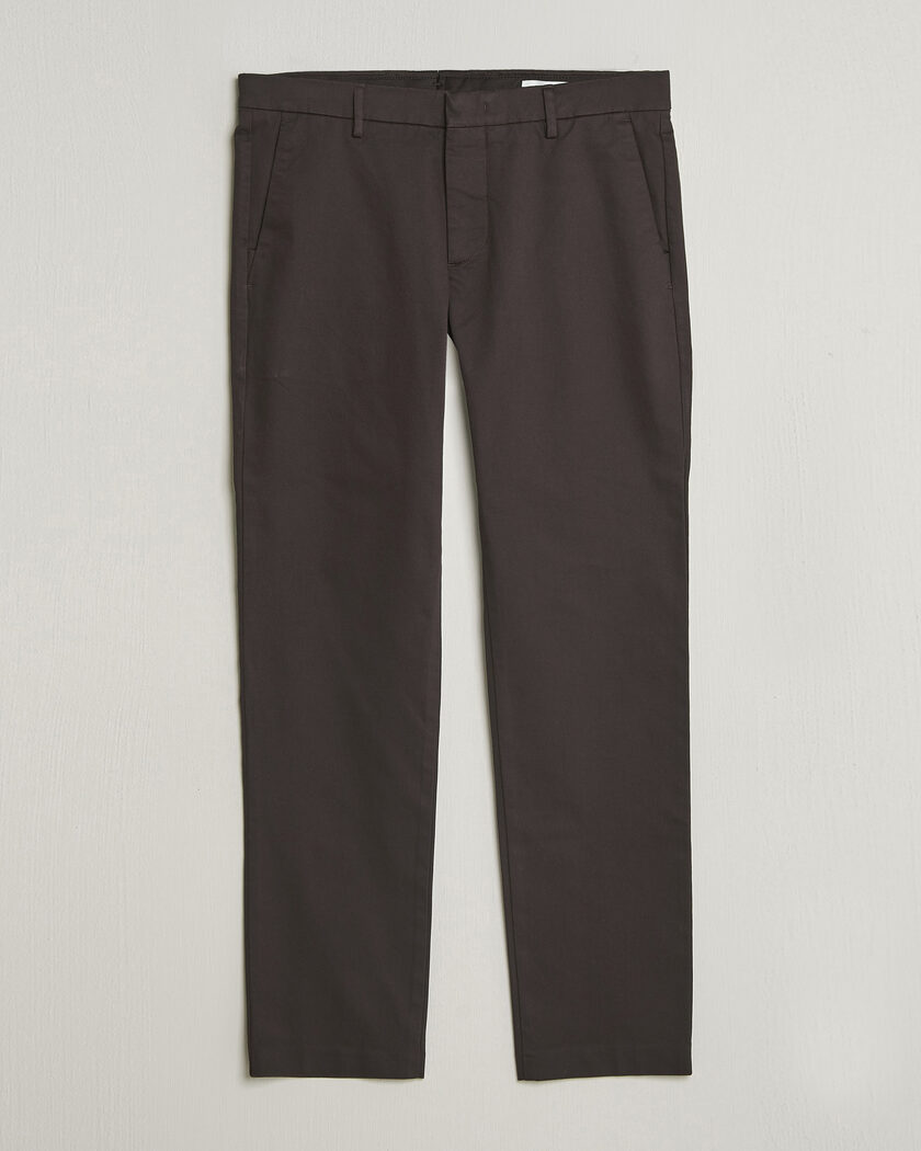 NN07 Theo Regular Fit Stretch Chinos Deep Truffle – Braun