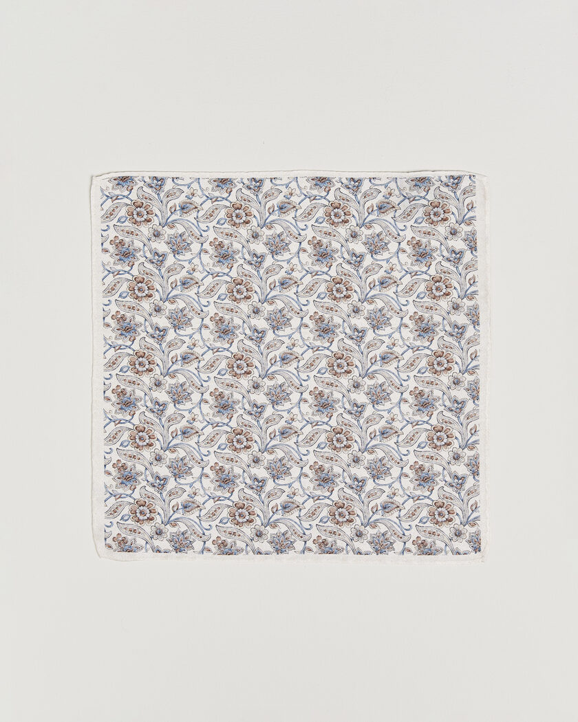 Amanda Christensen Silk Oxford Large Flower Pocket Square Cream – Weiß