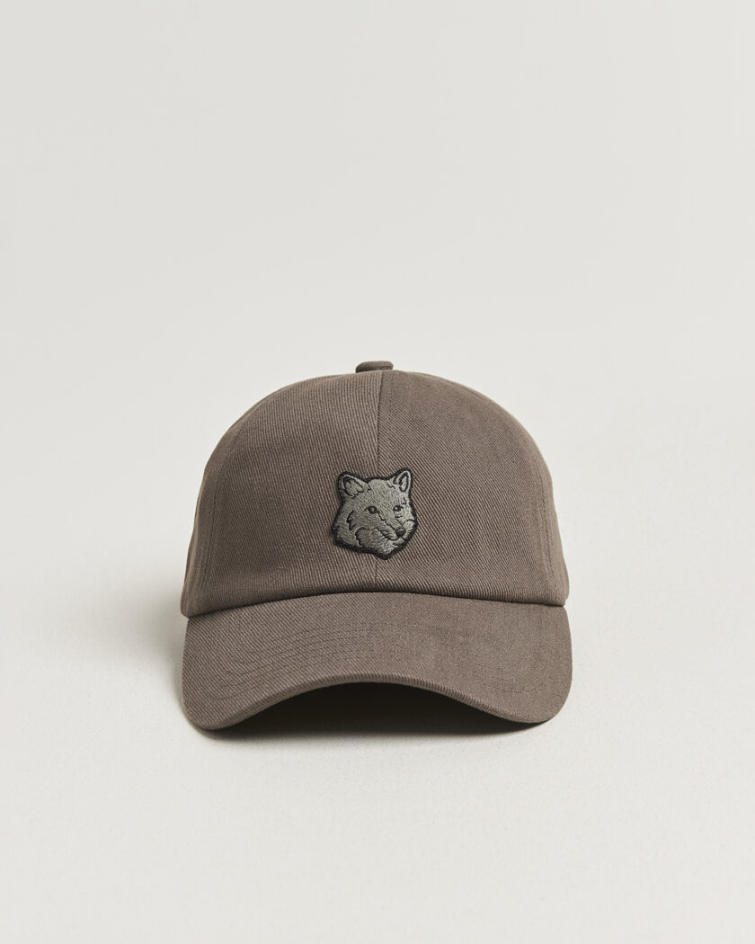Maison Kitsuné Tonal Fox Head Cap Beluga – Braun