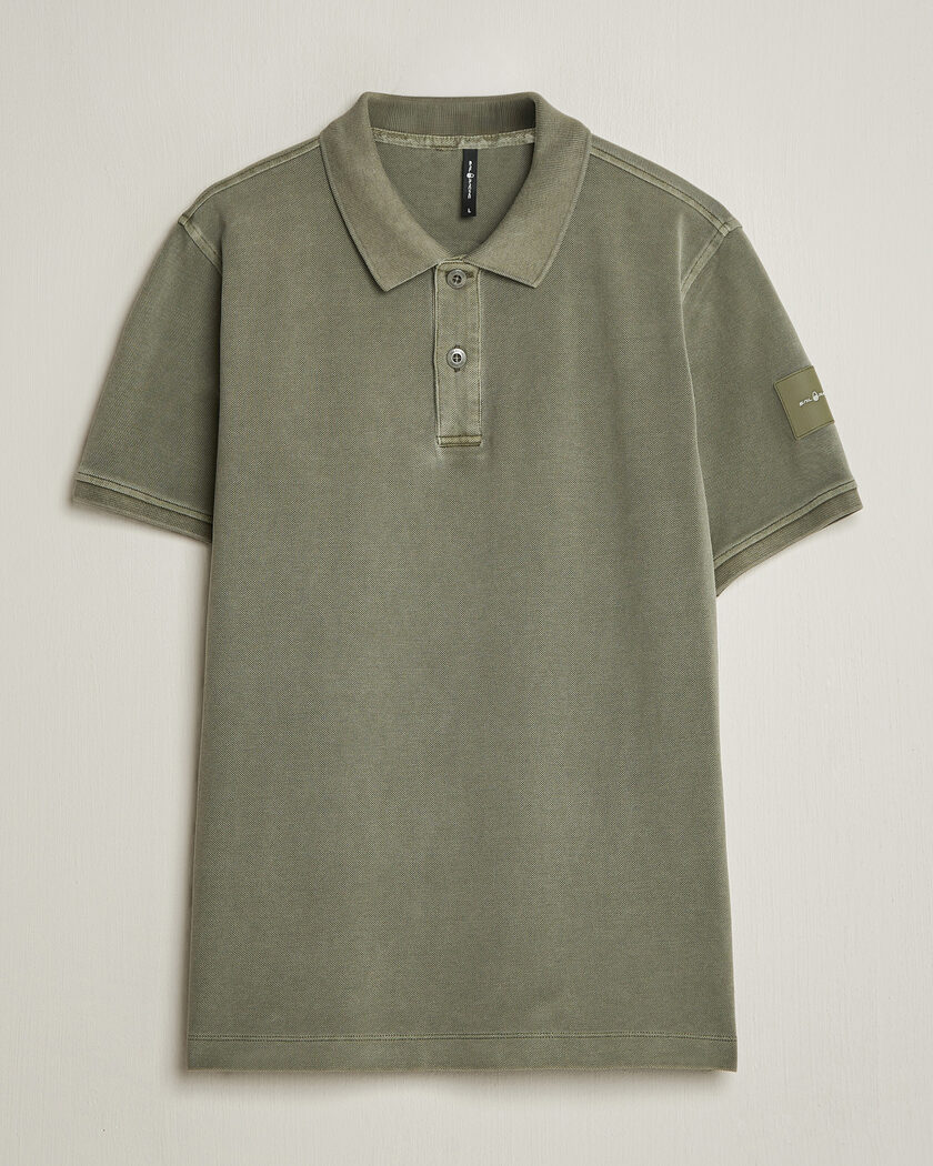 Sail Racing Wind Pigment Dyed Polo Mud Green – Grün