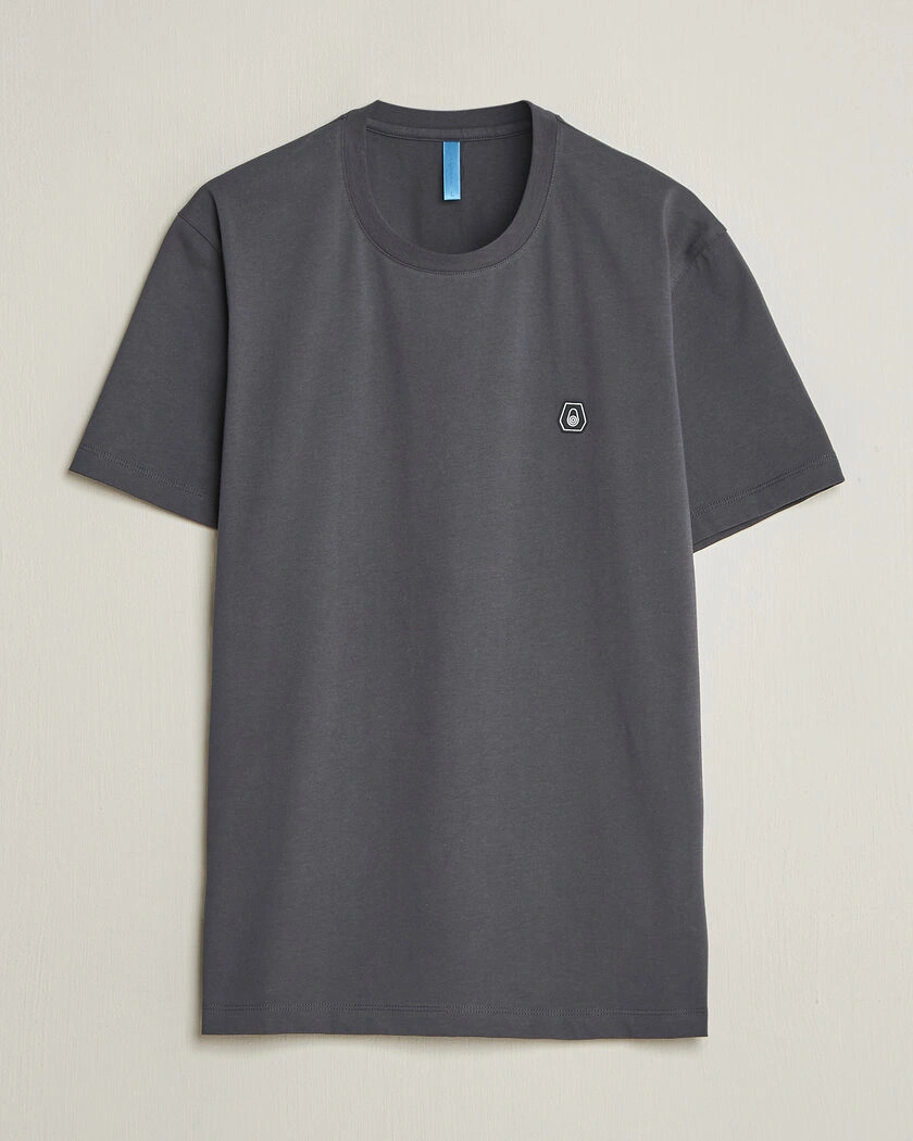 Sail Racing Fleet T-Shirt Dark Steel Blue – Blau