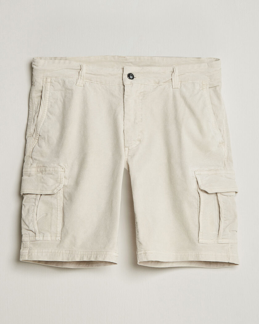 Sail Racing Grinder Corduroy Cargo Shorts Sand – Beige