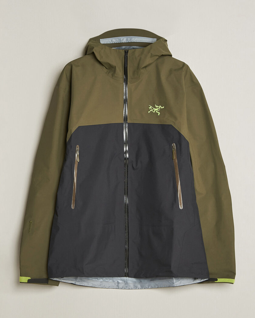Arc'teryx Beta SL Jacket Black bei Care of Carl