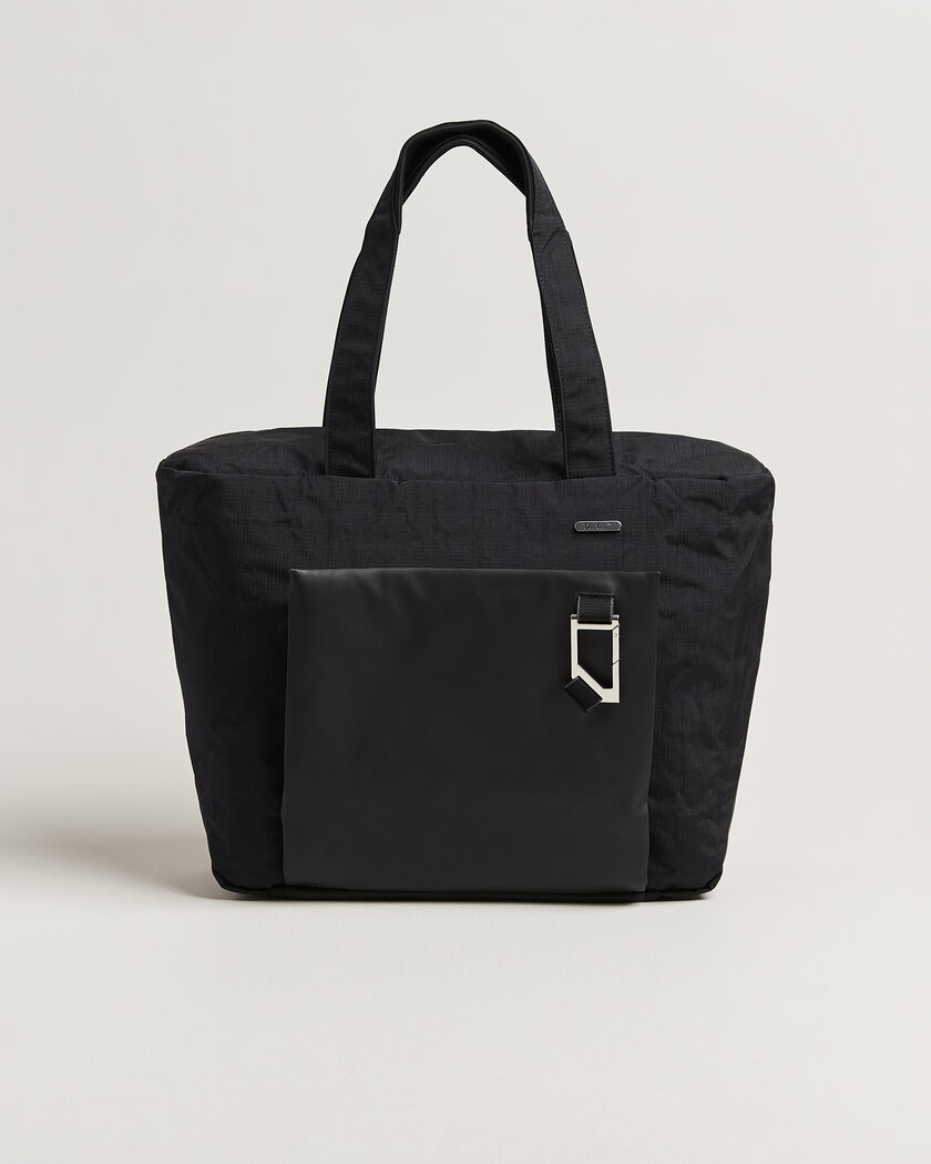 DB Entour Tote 22L Black Out – Schwarz