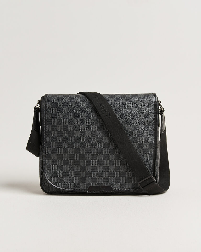 Louis Vuitton Pre-Owned Daniel Shoulder Bag MM Damier Graphite – Schwarz