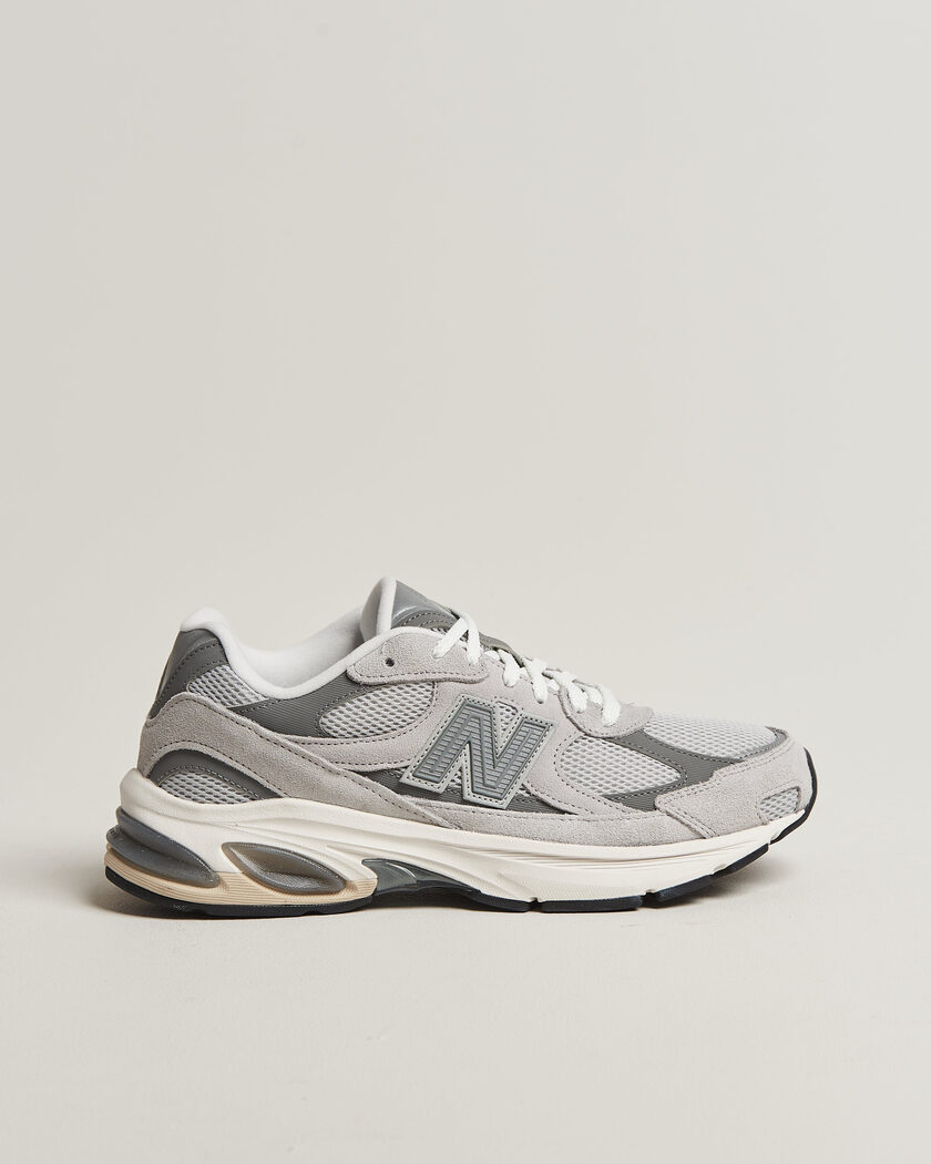 New Balance 2010 Sneakers Rain cloud – Grau