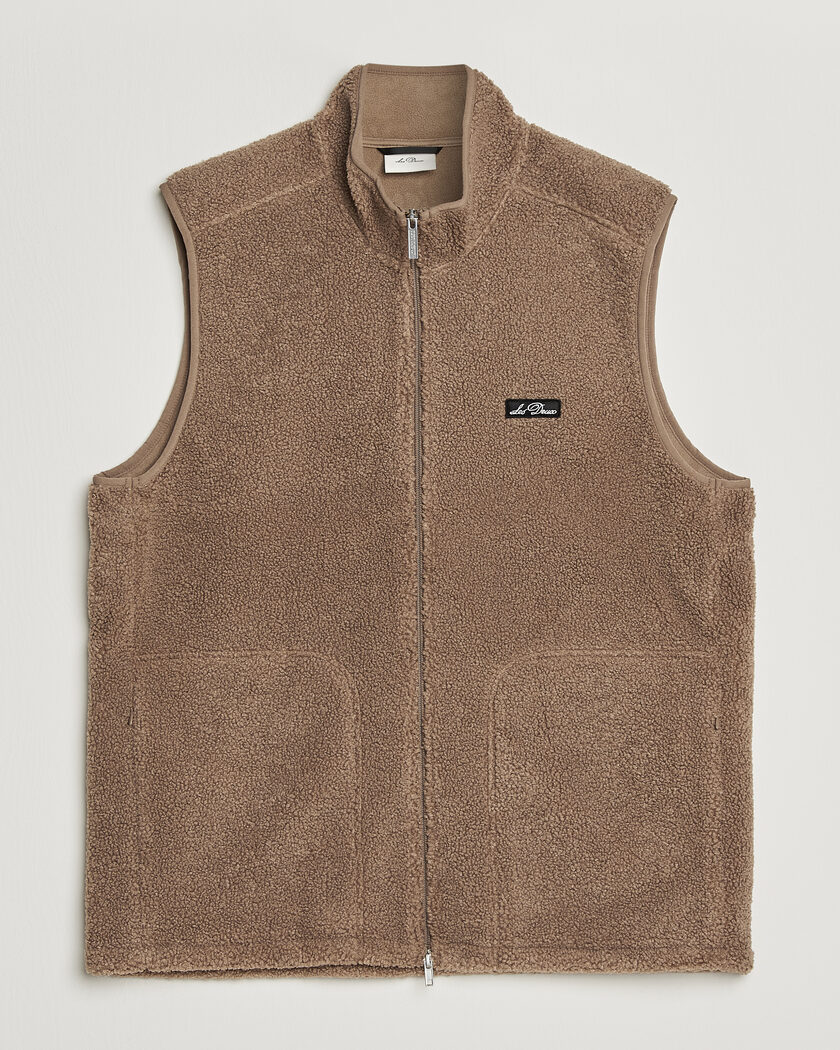 LES DEUX Patch Teddy Vest Caribou – Braun