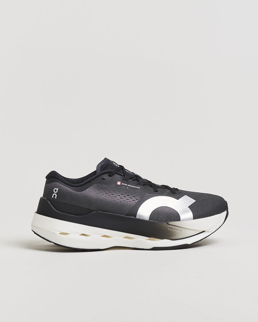 On Cloudboom Max All Black – Schwarz