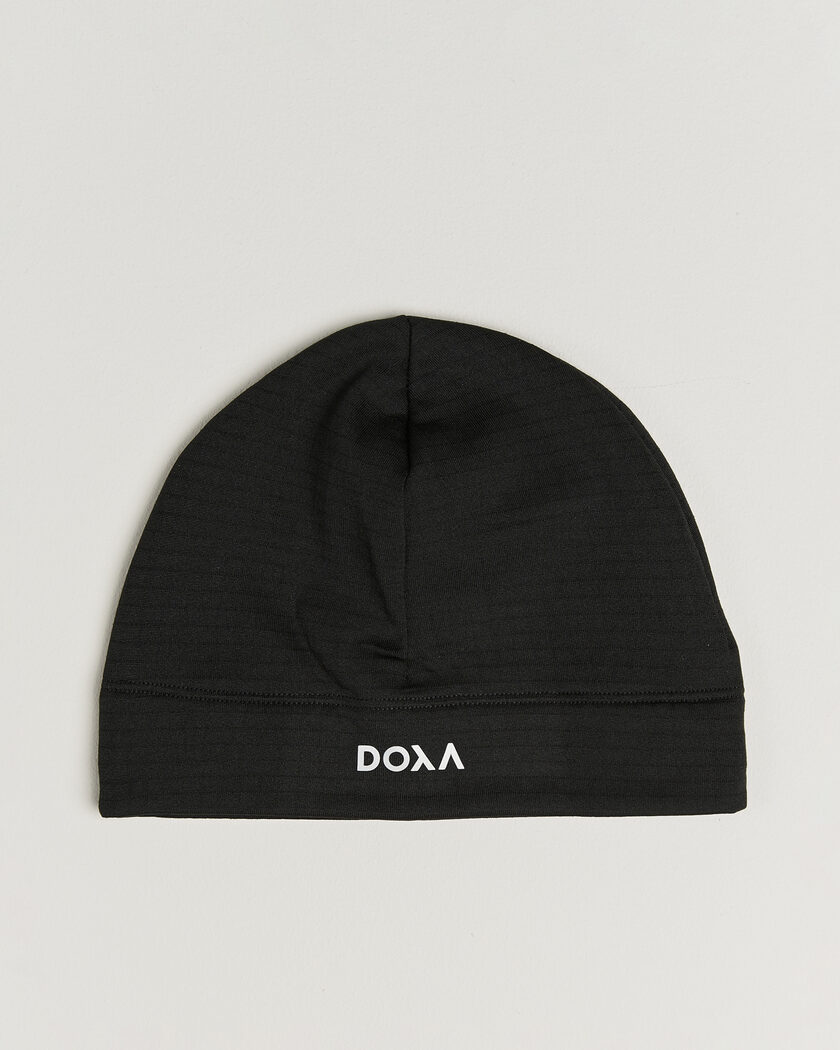DOXA Beanie Black – Schwarz
