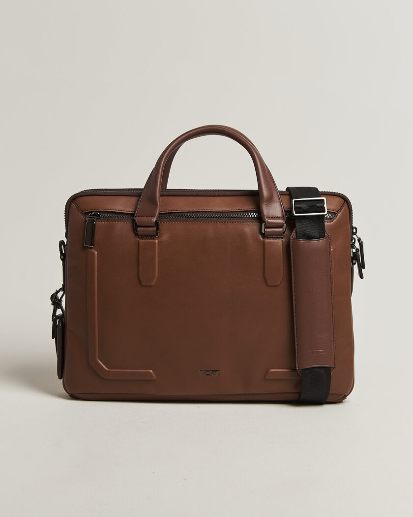 TUMI Harrison Sycamore Slim Leather Brief Cognac Bombe – Braun