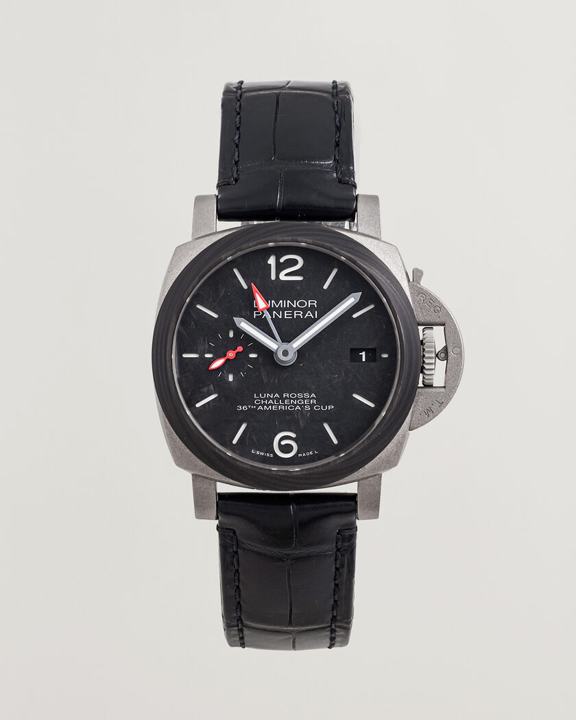 Panerai Pre-Owned Luna Rossa PAM 1096