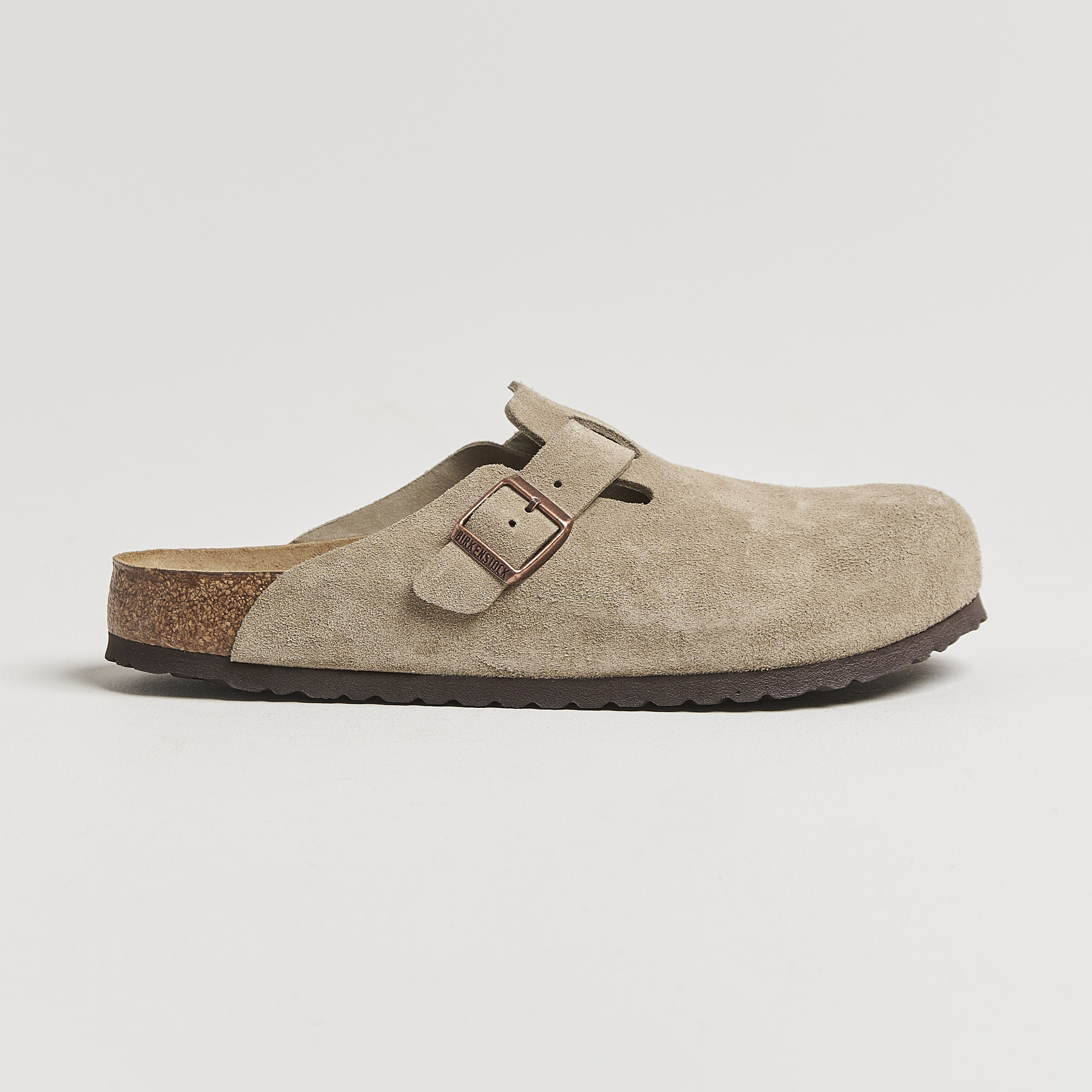 BIRKENSTOCK Boston Taupe トープ BIRKENSTOCK Boston Soft Footbed Taupe Suede bei Care of Carl