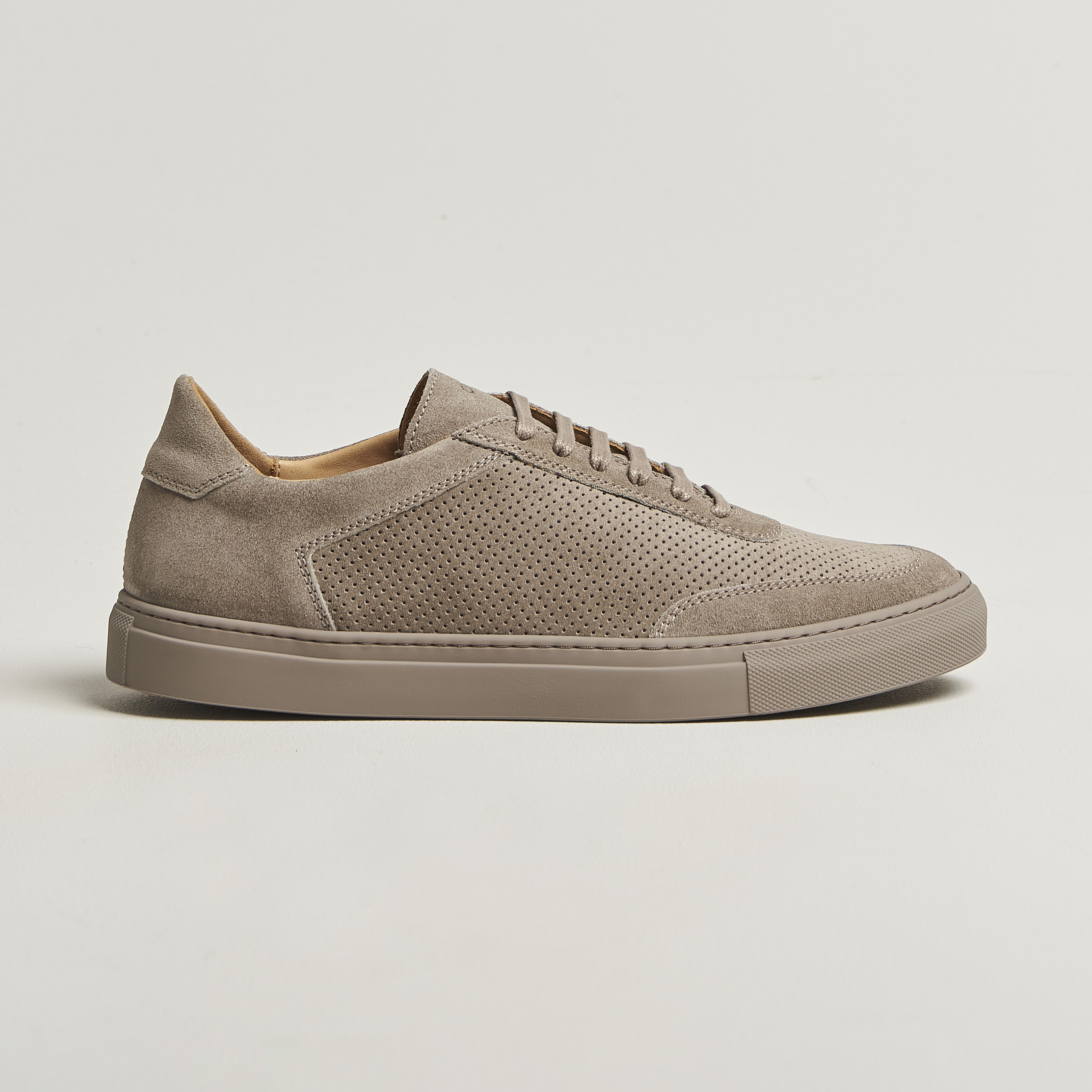 CQP Atrium Suede Tonal Sneaker Sand bei Care of Carl