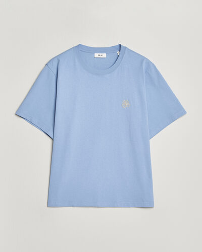 Blau