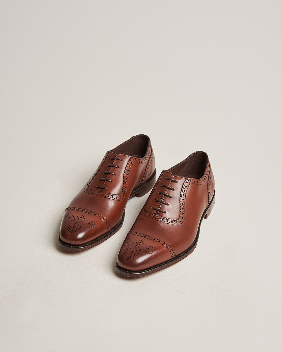 Herren | Handgefertigte Schuhe - Schuhspanner inklusive | Loake 1880 | Strand Brogue Mahogany Burnished Calf