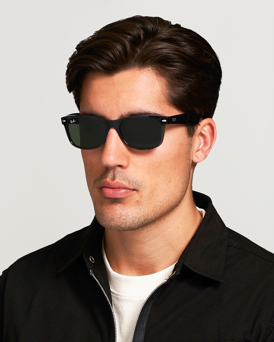 Herren | Gebogene Sonnenbrillen | Ray-Ban | New Wayfarer Sunglasses Black/Crystal Green