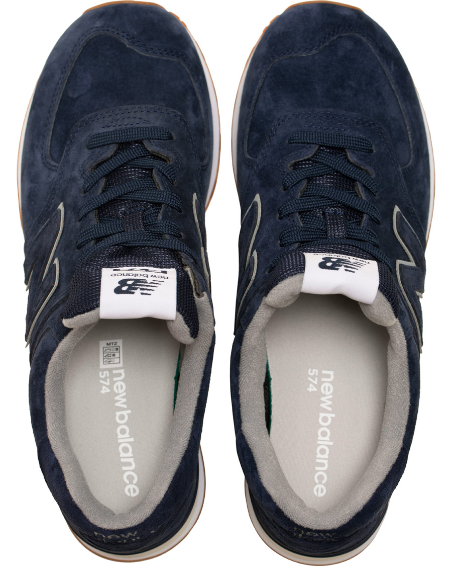 Herren | New Balance 574 Running Sneaker Navy Suede | New Balance | 574 Running Sneaker Navy Suede