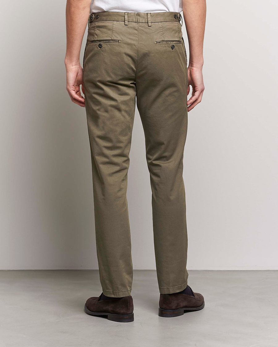 Herren | Hosen | Oscar Jacobson | Danwick Side Adjusters Chino Olive