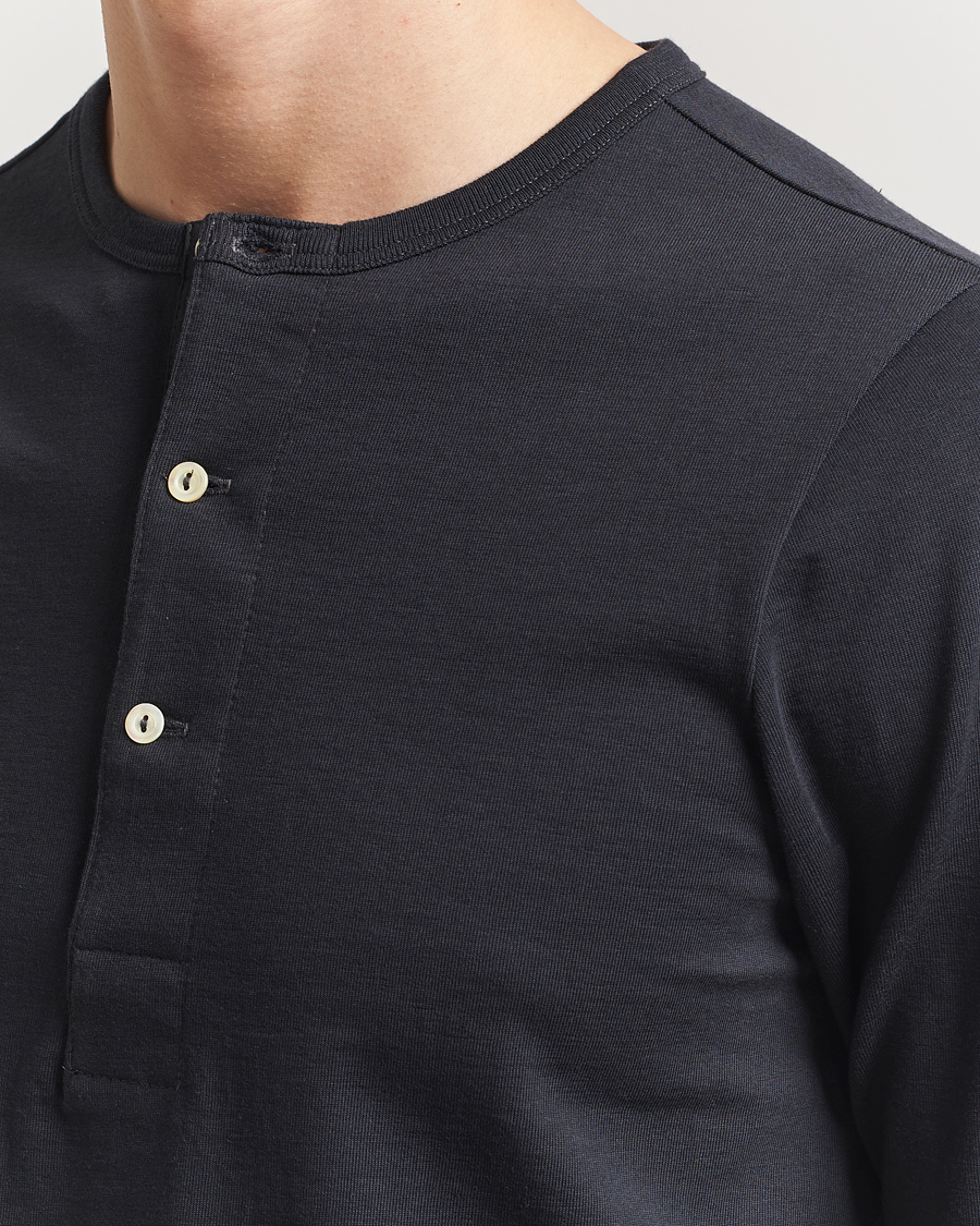 Herren | Pullover | Merz b. Schwanen | Classic Organic Cotton Henley Sweater Charcoal