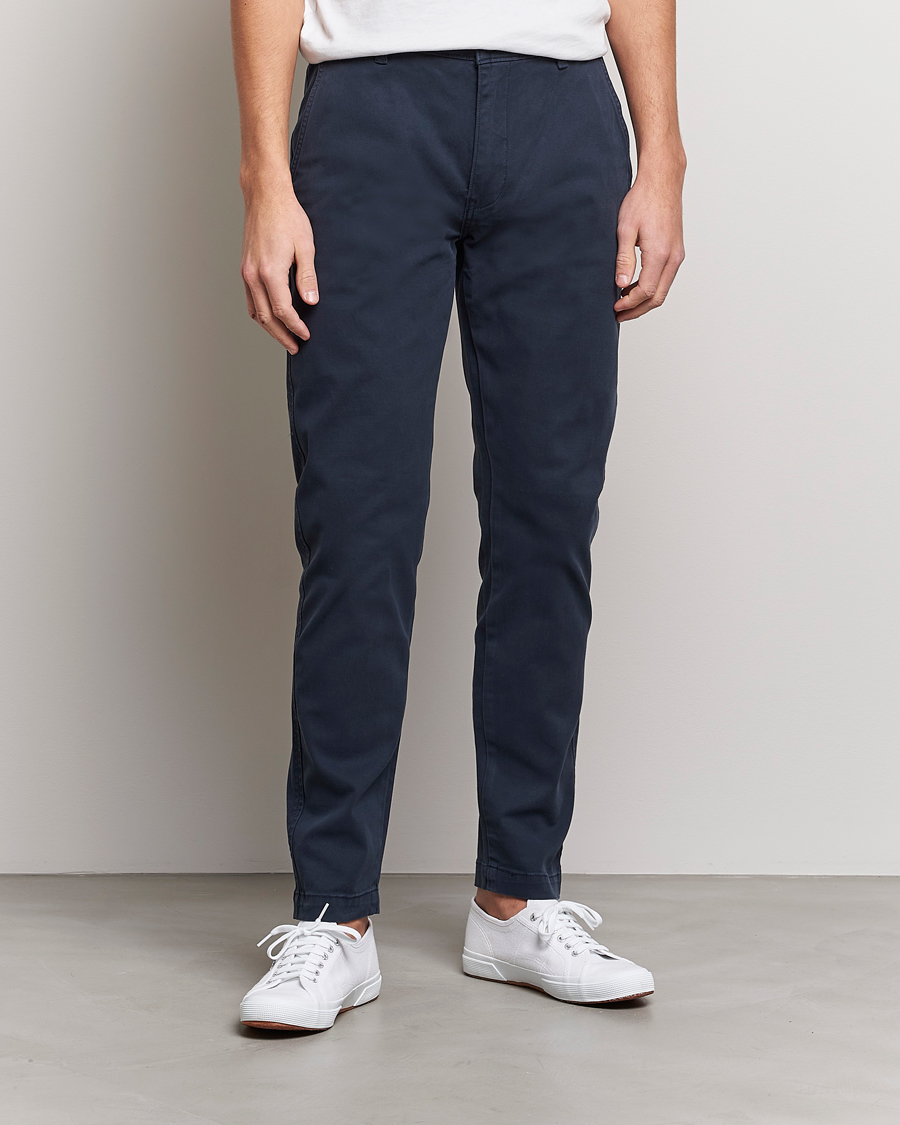 Herr | American Heritage | Levi\'s | Garment Dyed Stretch Chino Baltic Navy