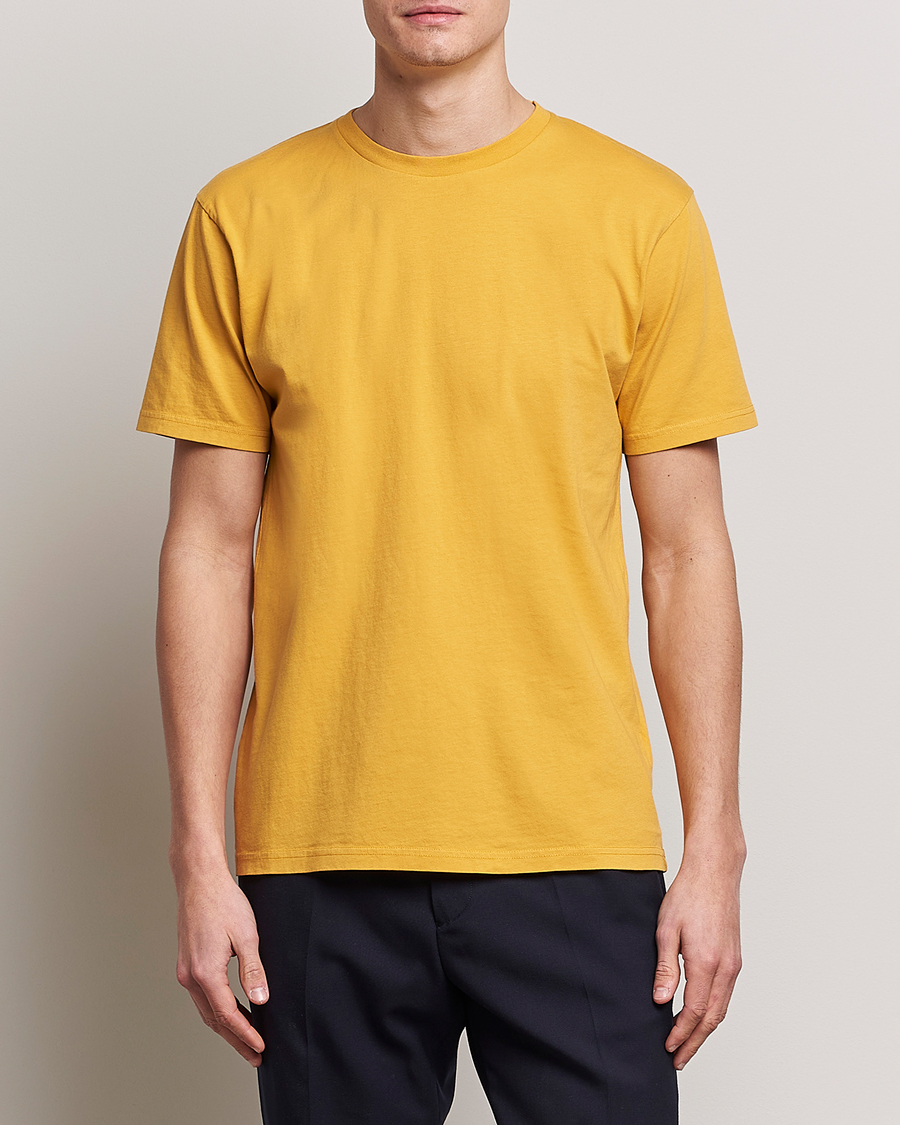 Herren | Kurzarm T-Shirt | Colorful Standard | Classic Organic T-Shirt Burned Yellow