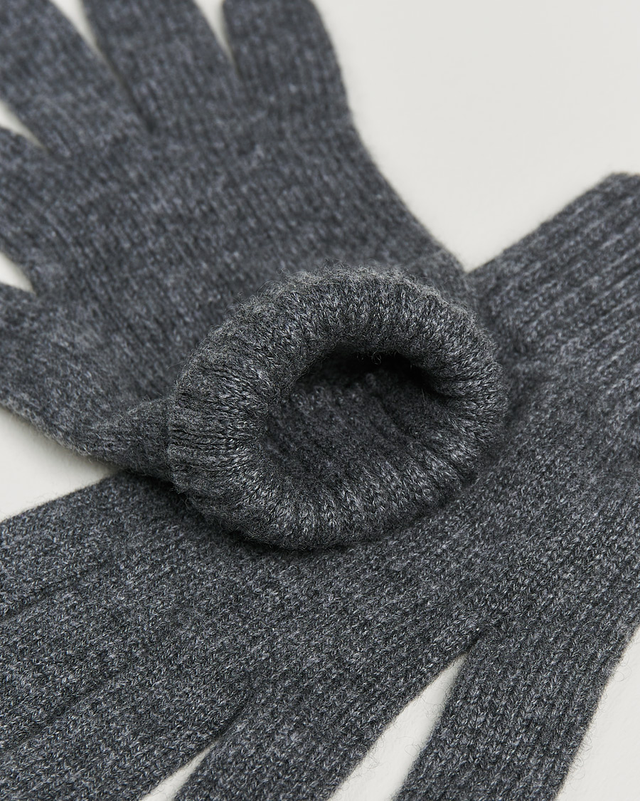 Herren | Johnstons of Elgin Knitted Cashmere Gloves Dark Granite | Johnstons of Elgin | Knitted Cashmere Gloves Dark Granite
