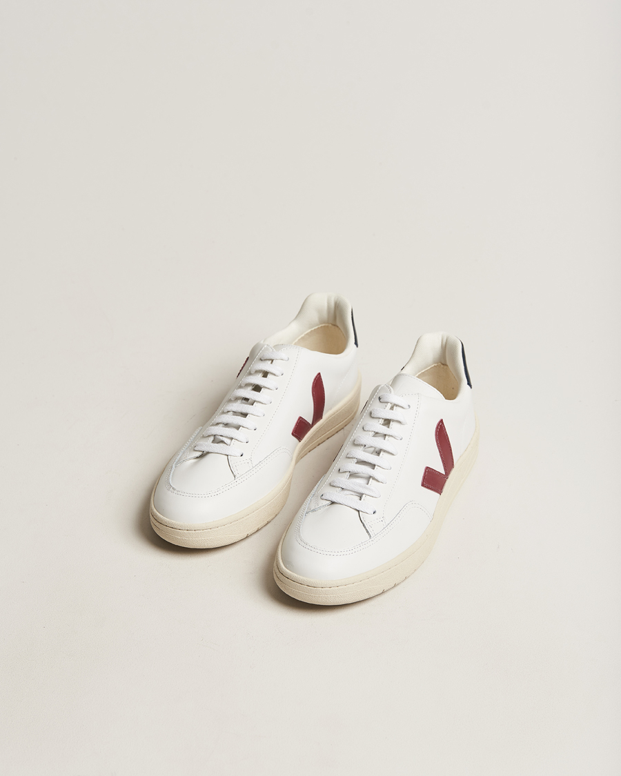 Herren | Weiße Sneakers | Veja | V-12 Leather Sneaker White/Marsala Nautico
