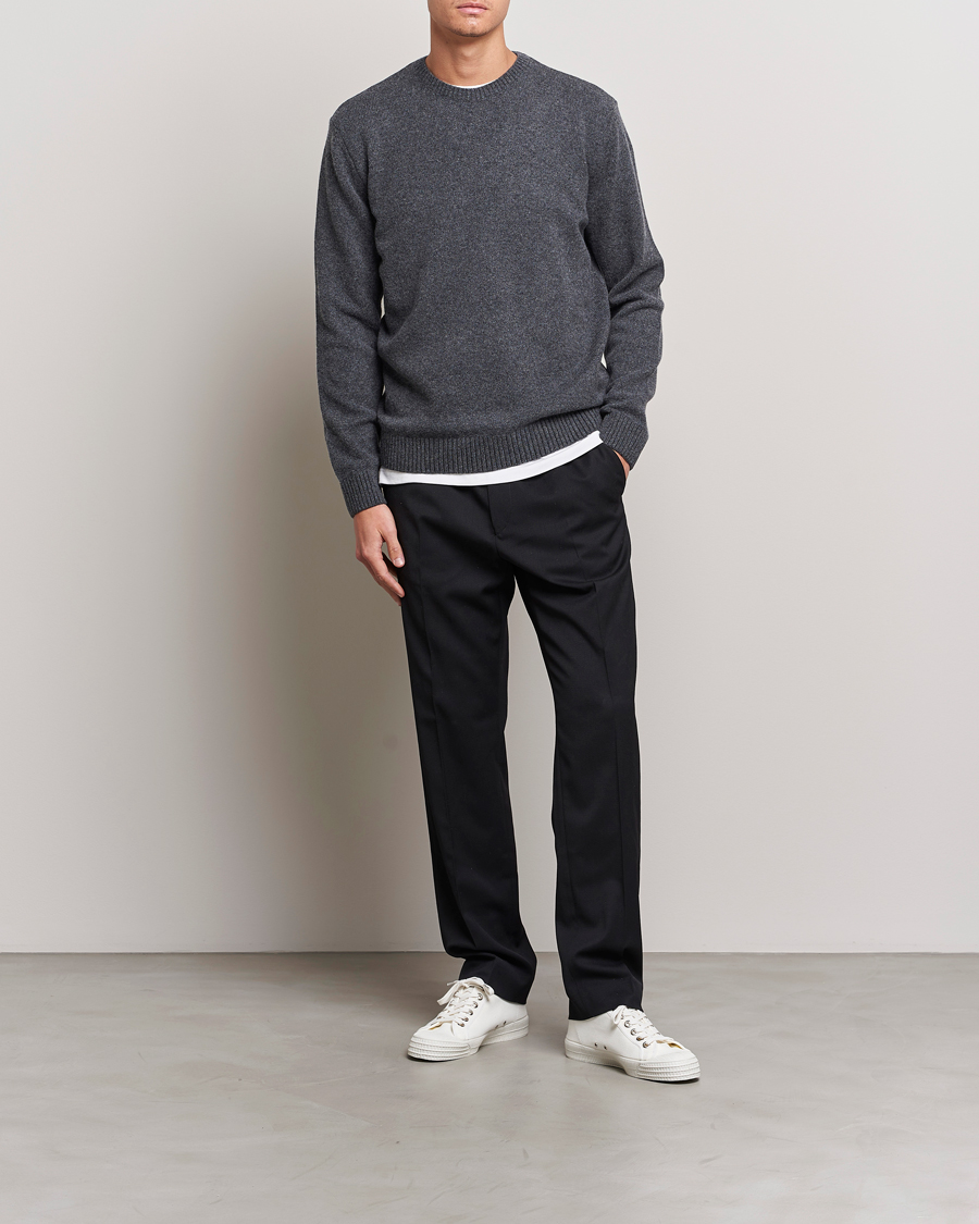 Herren | Pullover | Colorful Standard | Classic Merino Wool Crew Neck Lava Grey