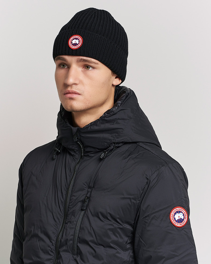 Canada Goose Arctic Disc Rib Toque Black bei Care of Carl