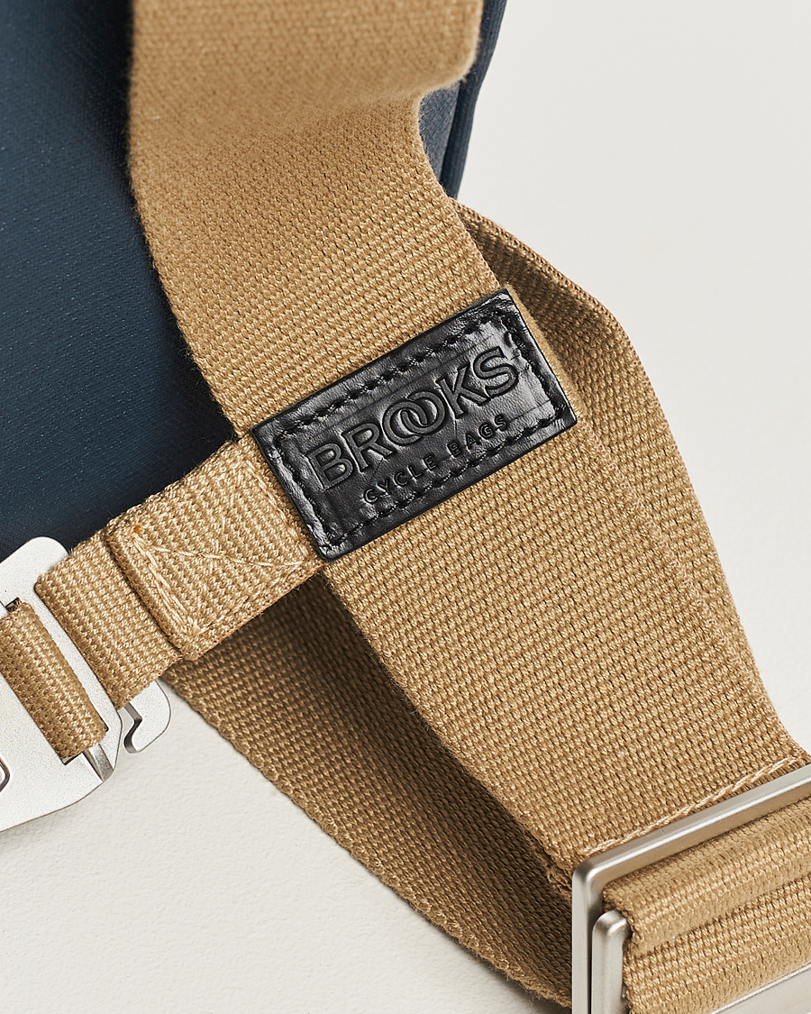 Herren | Taschen | Brooks England | Pickwick Cotton Canvas 26L Backpack Dark Blue/Black