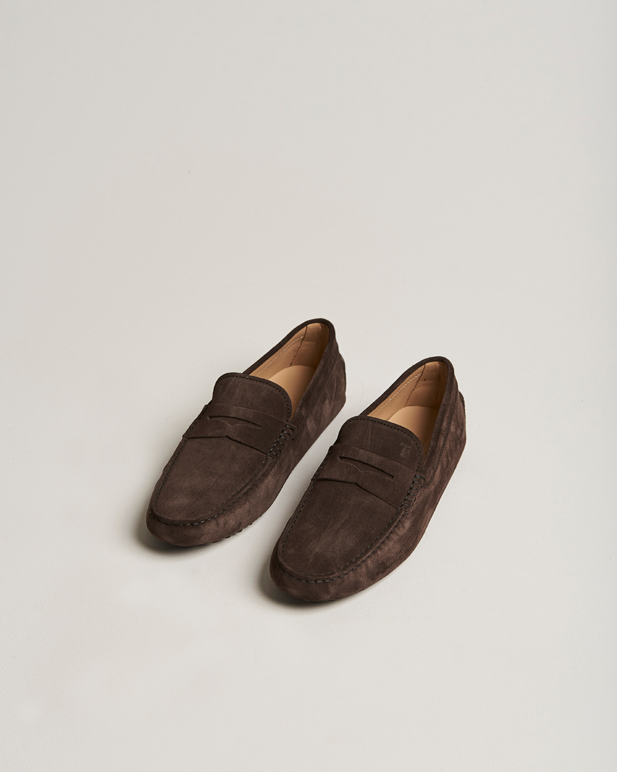 Herren | Handgefertigte Schuhe | Tod's | Gommino Carshoe Dark Brown Suede