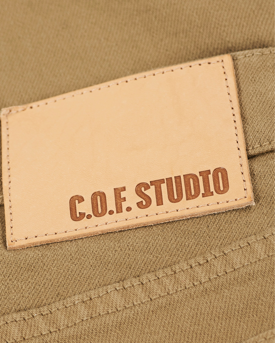 Herren | Jeans | C.O.F. Studio | M7 Tapered Organic Cotton Stretch Jeans Khaki Beige
