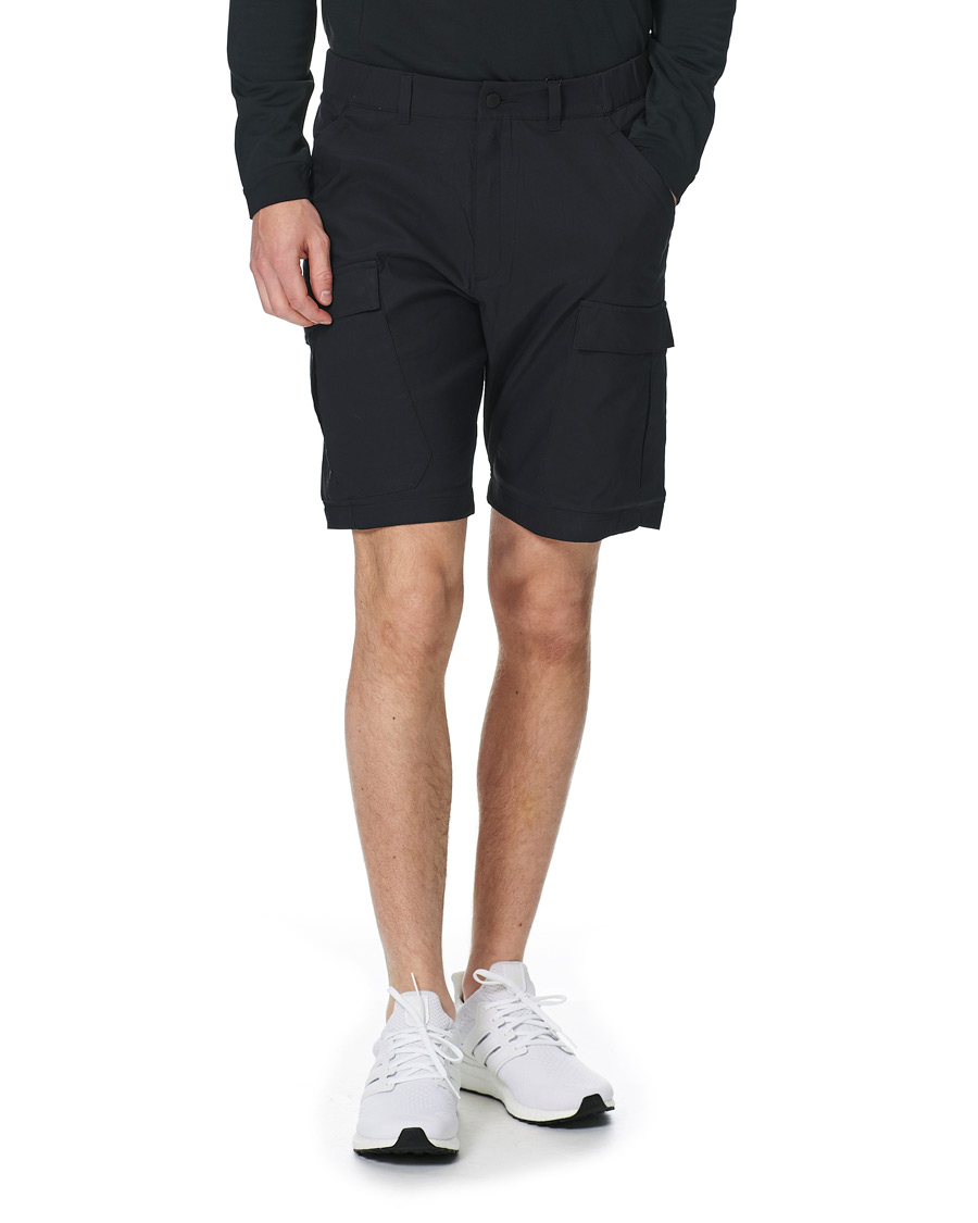 Herren | Shorts | Peak Performance | Moment Cargo Shorts Black