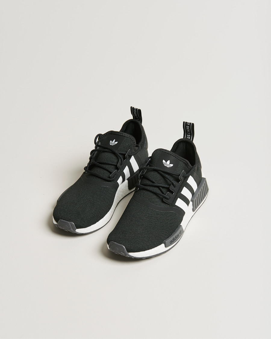 Herren | adidas Originals NMD R1 Sneaker Black | adidas Originals | NMD R1 Sneaker Black