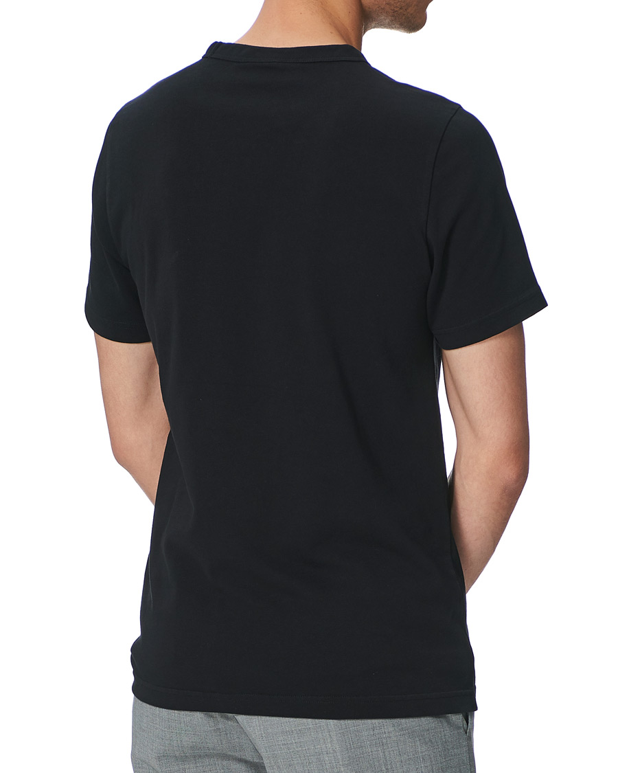 Herren | T-Shirts | Peak Performance | Moment Organic Cotton Tee Black