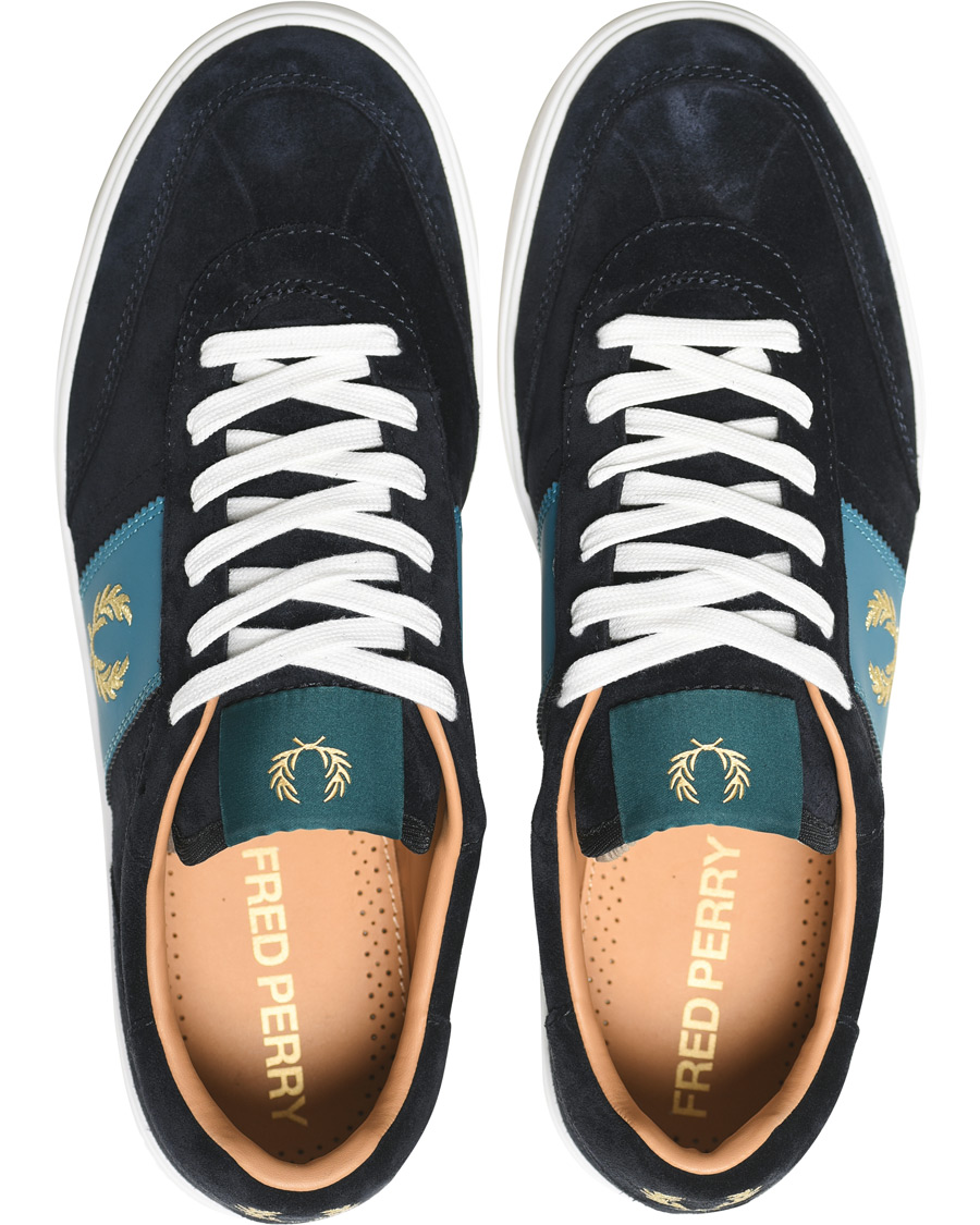 Herren | Fred Perry Suede Panel Sneakers Navy | Fred Perry | Suede Panel Sneakers Navy