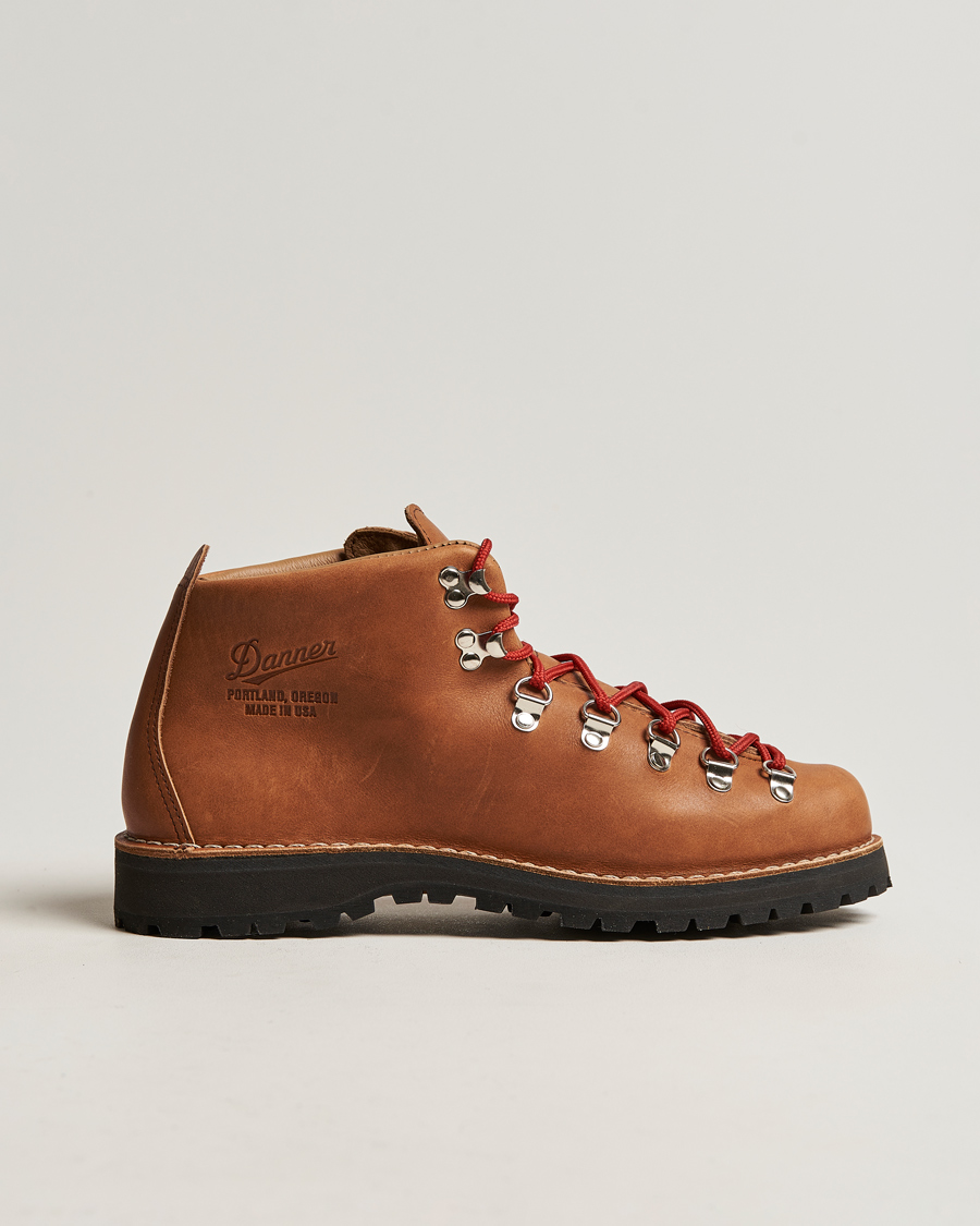 Danner バーガンディ ハイカットブーツ　US7.5 Danner Mountain Light GORE-TEX Boot Cascade Clovis bei Care of Carl