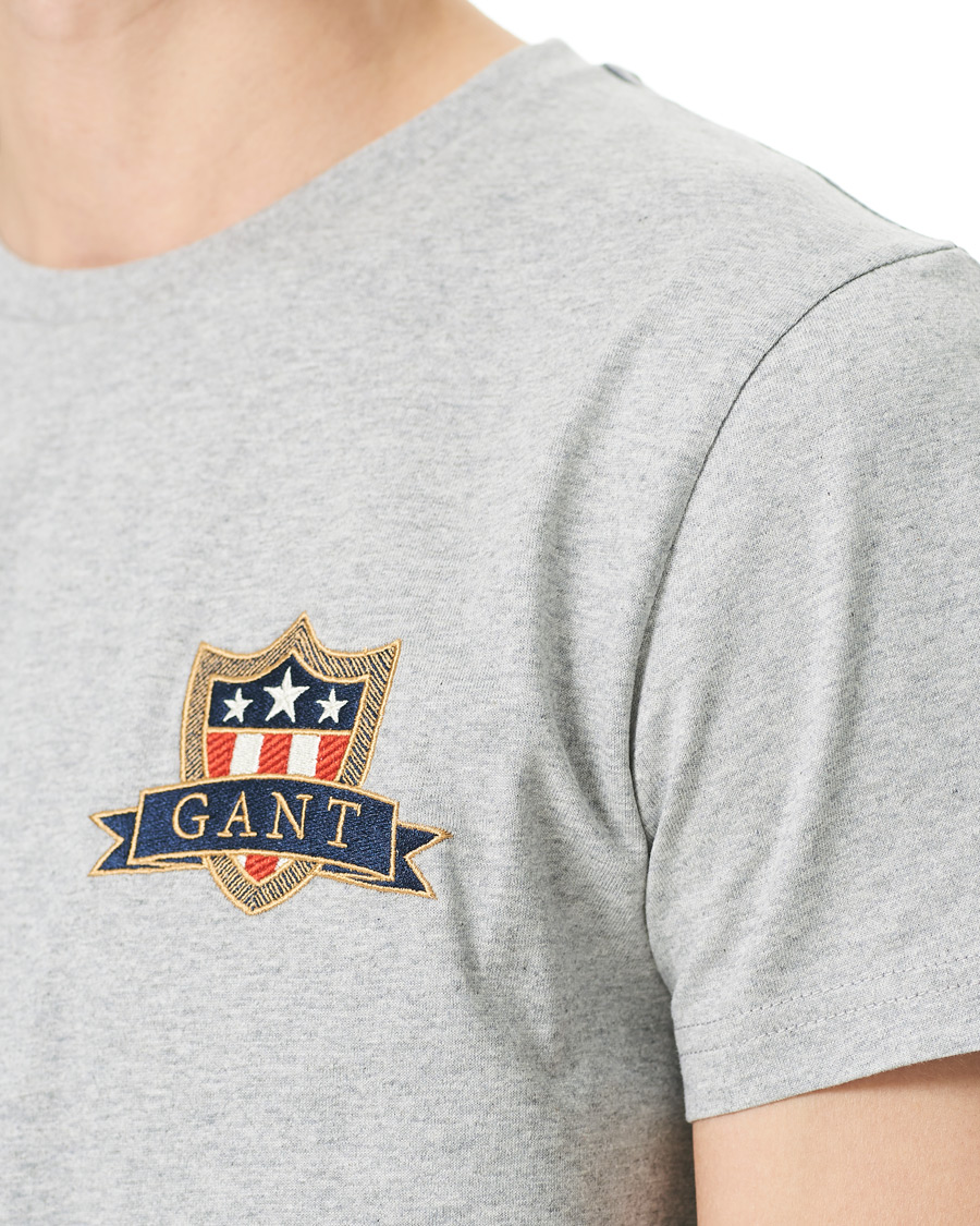 Herren | T-Shirts | GANT | Banner Shield Tee Grey Melange