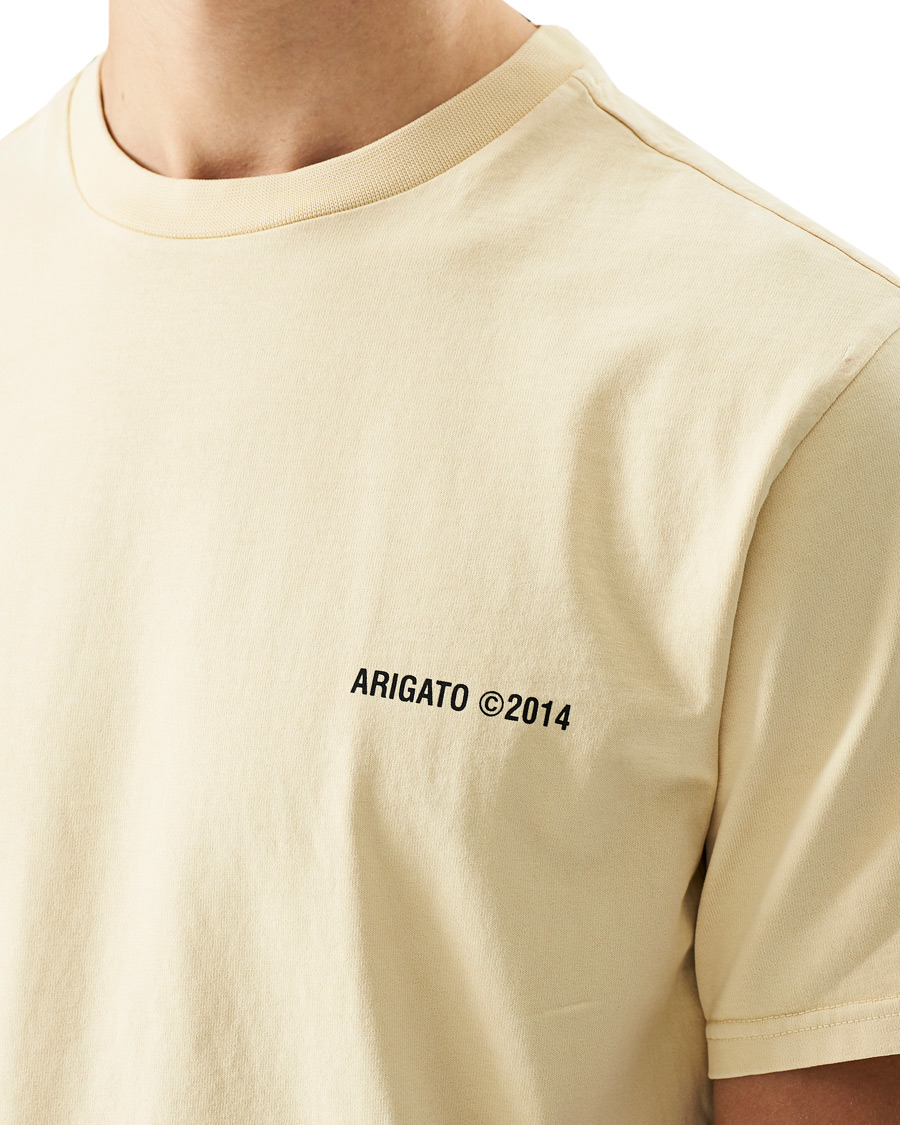 Herren | T-Shirts | Axel Arigato | London Tee Natural Yellow