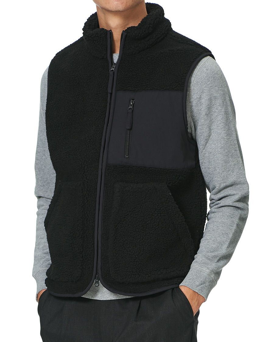 Herren | Pullover | A Day's March | Arvån Recycled Fleece Vest Black