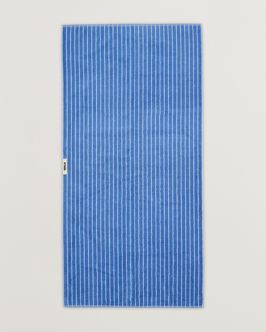 Herr | Textilier | Tekla | Organic Terry Bath Towel Clear Blue Stripes