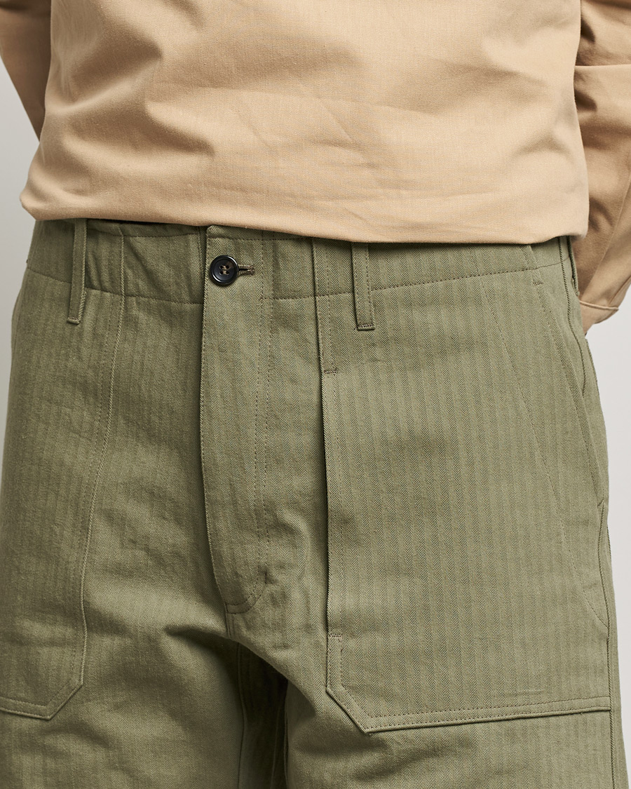 Herren | Shorts | Private White V.C. | Maker´s Cotton Herringbone Shorts Khaki