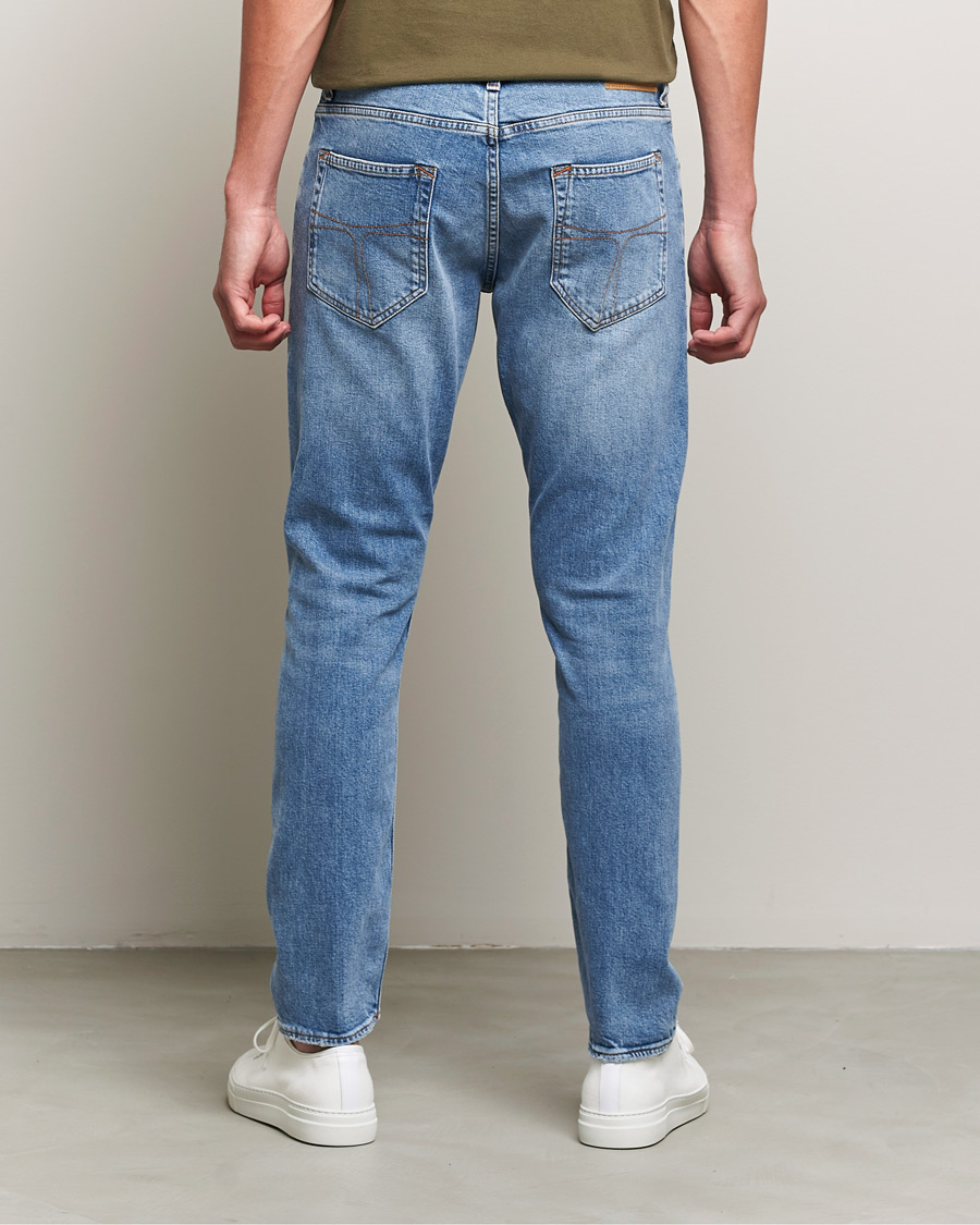 Herren | Jeans | Tiger of Sweden | Pistolero Stretch Cotton Jeans Meduim Blue