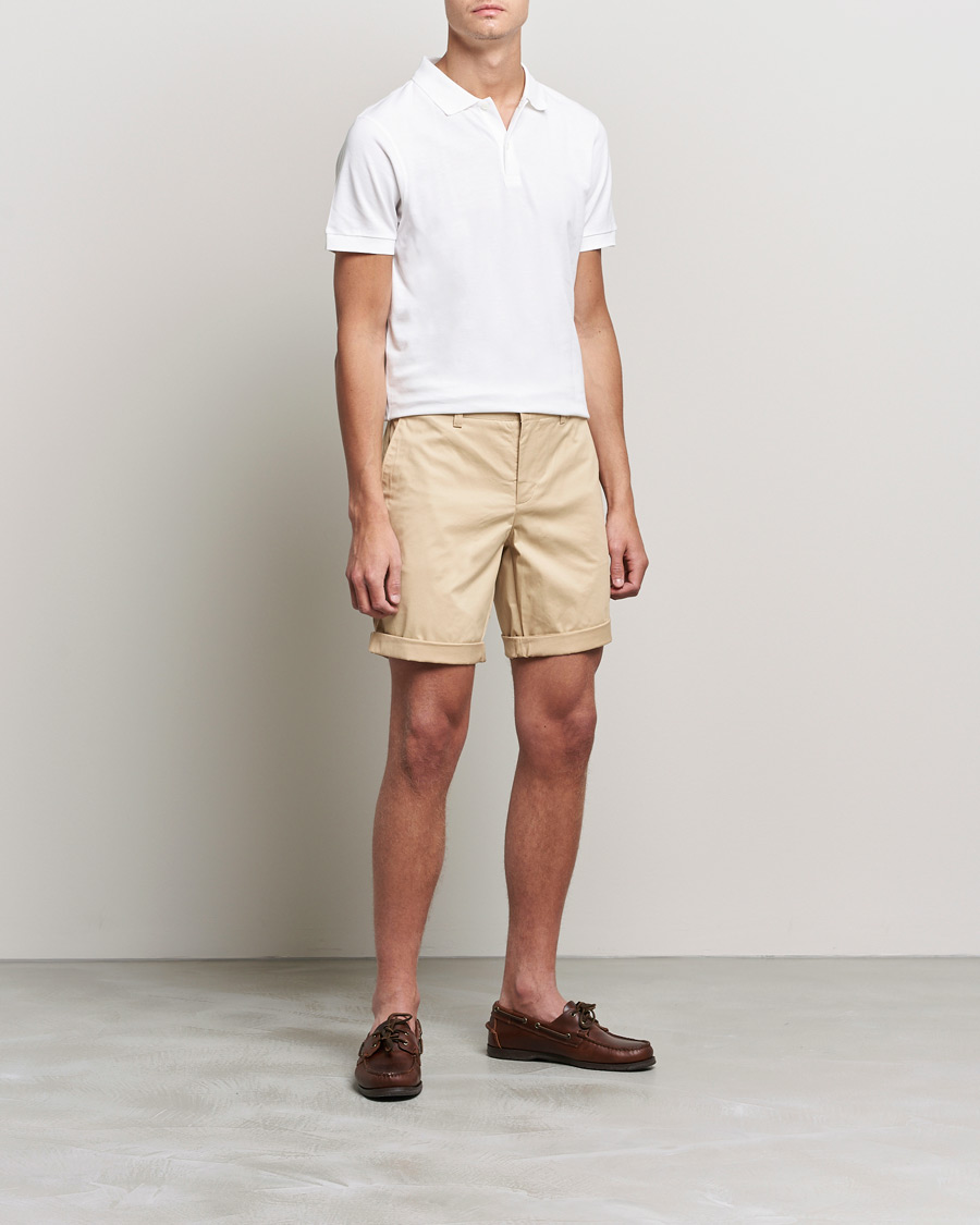 Herren | Shorts | J.Lindeberg | Nathan Super Satin Shorts Safari Beige
