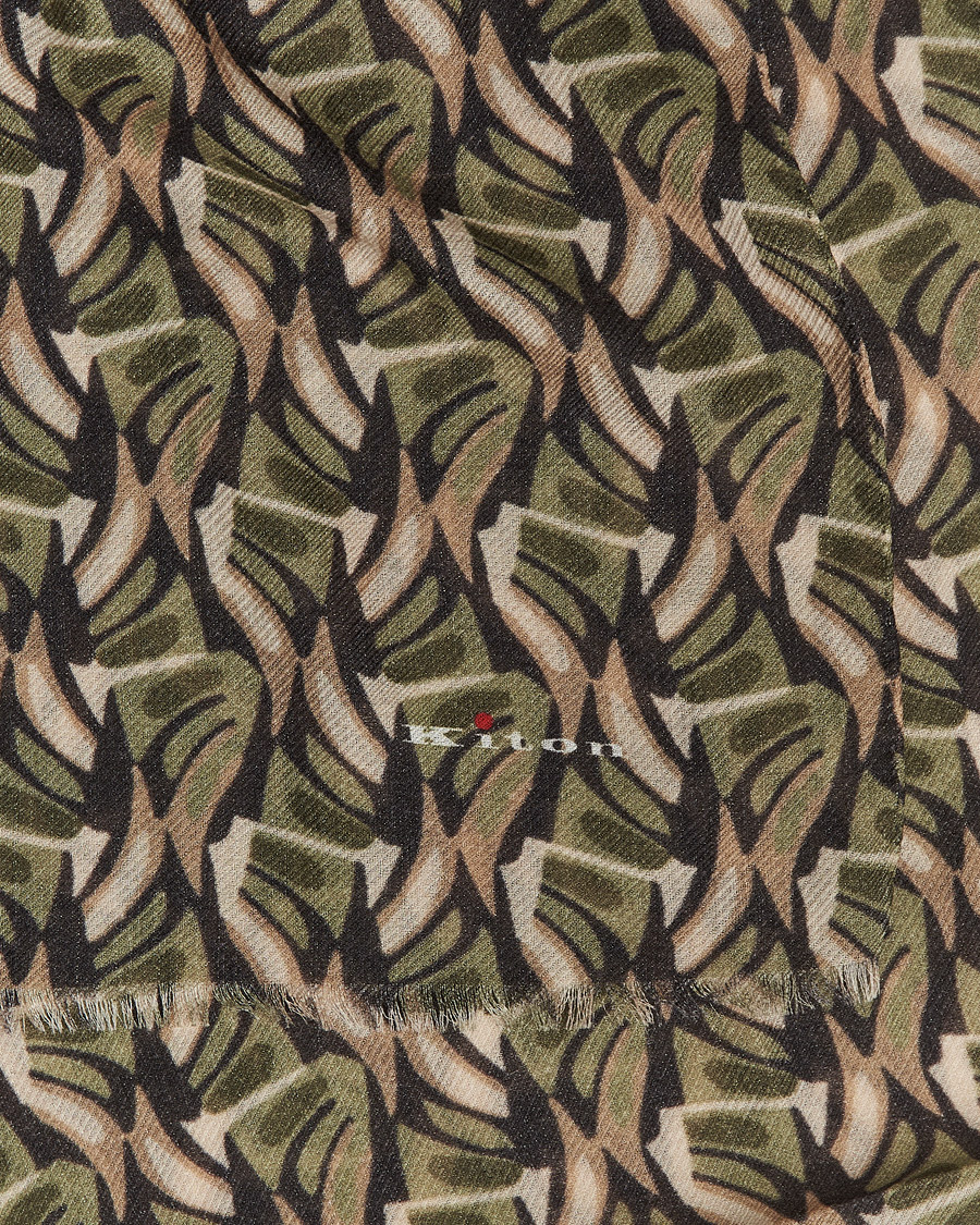 Herren | Kiton Printed Cashmere Blend Scarf Olive/Beige | Kiton | Printed Cashmere Blend Scarf Olive/Beige
