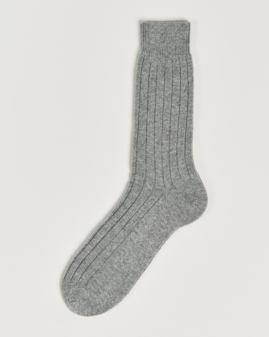 Herren | Unterwäsche | Bresciani | Pure Cashmere Ribbed Socks Light Grey