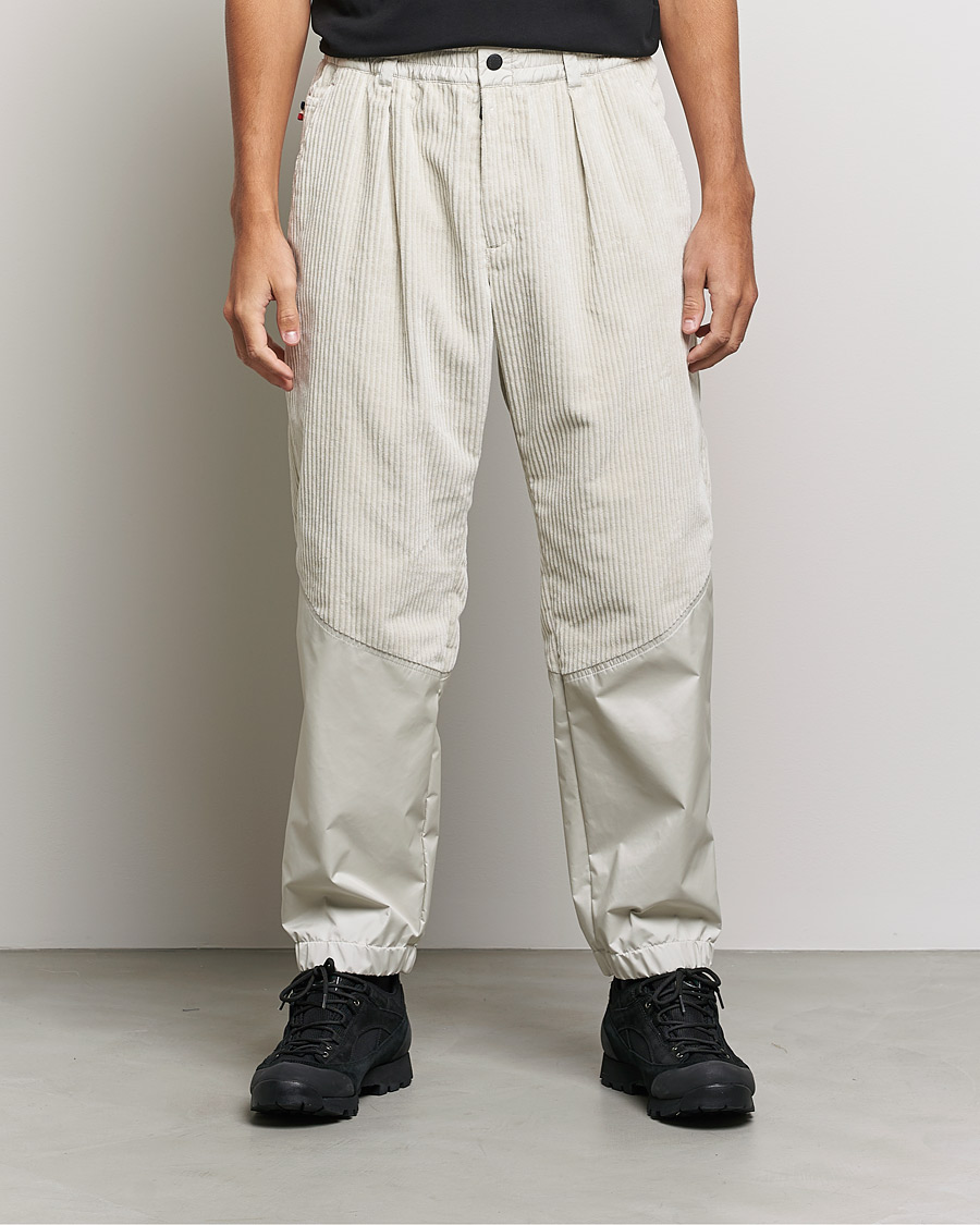 Herren | Hosen | Moncler Grenoble | Stretch Corduroy Pants Off White