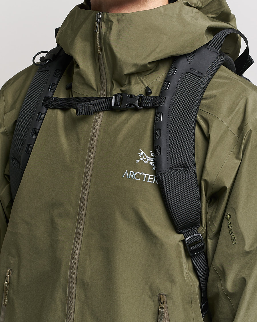 Herren | Arc'teryx Arro 22L Backpack Black | Arc'teryx | Arro 22L Backpack Black