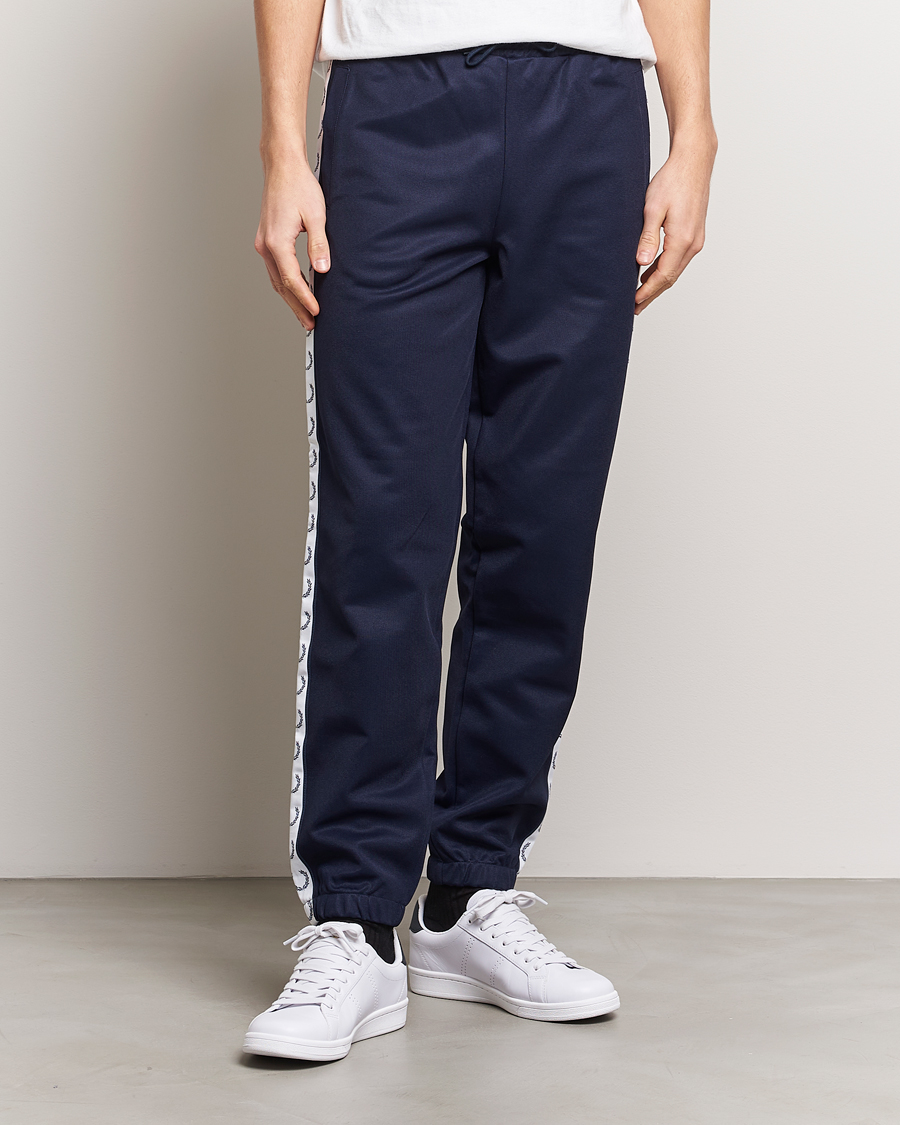 Herren | Kleidung | Fred Perry | Taped Track Pants Carbon blue